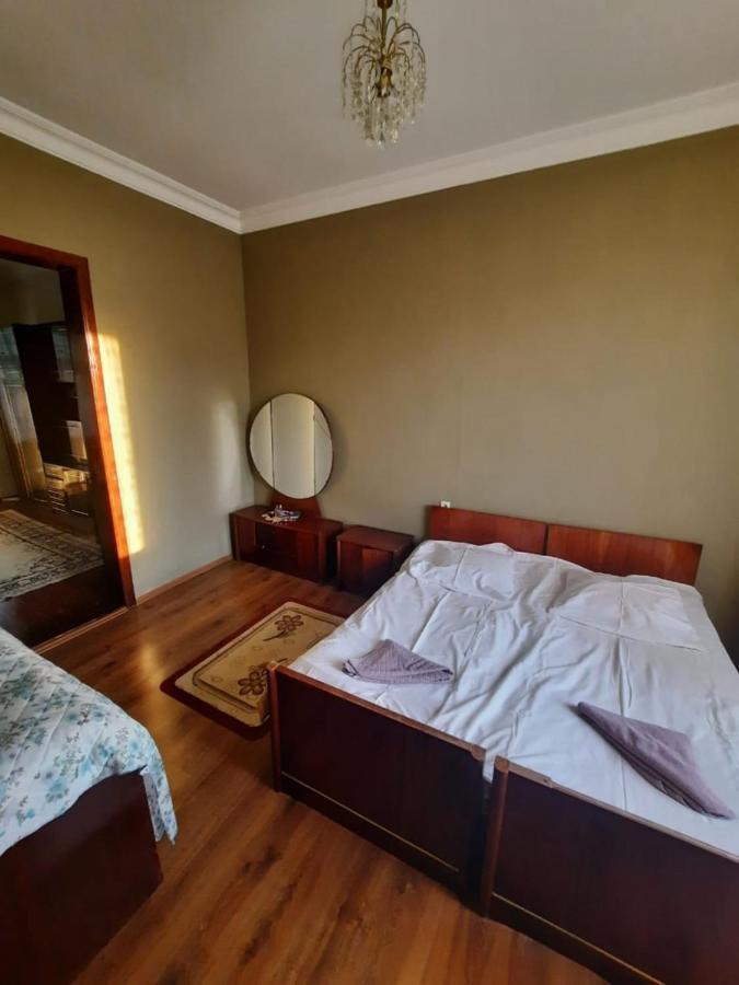 Kobuleti 4-Bedroom Apartment ภายนอก รูปภาพ